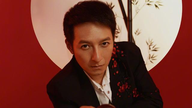 吴昕官宣新综艺，《快本》停播后，没想到除了何炅，是她最先冒头
