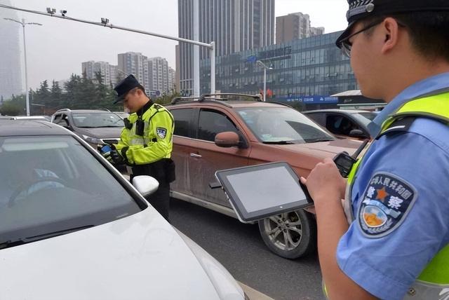 5月1号起，电动车、机动车迎来3项利民政策，车主：早就该这样了