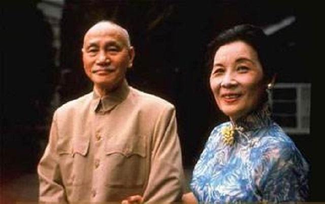 蒋介石去世47年，为何至今还未下葬？贴身侍卫透露葬礼细节