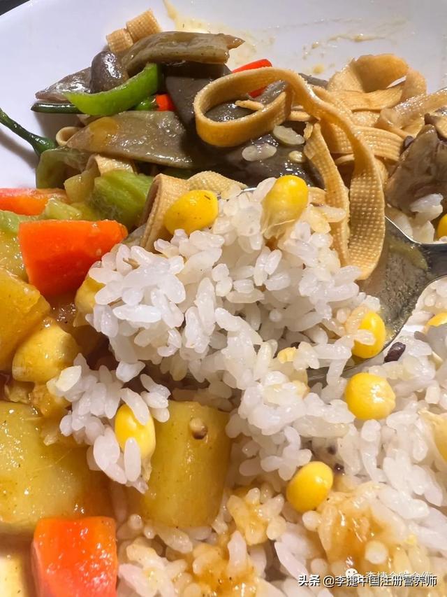 2022新版中国居民膳食指南解读，主食（包括谷类，薯类）