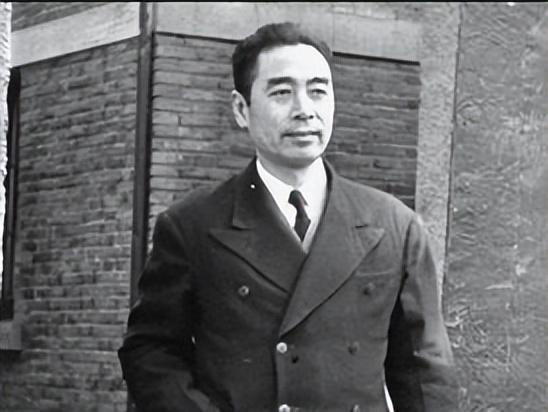 周恩来临终留下三个遗愿，邓小平：全部不答应，毛泽东：答应一个