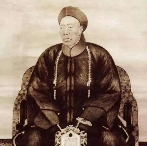慈禧她在光绪死后第二天暴毙，两者有啥关系？难道是巧合