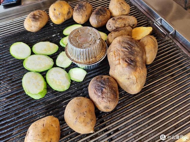 旅行就要邊走邊吃：舌尖上的昆明，盤點我在昆明吃到的各種美食