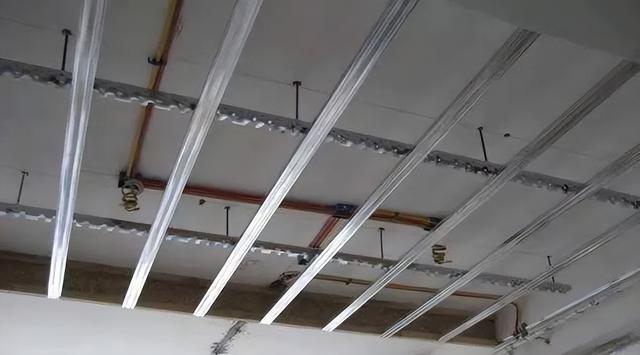 pvc吊顶板图片欣赏(pvc吊顶板怎么切割)-天晟网