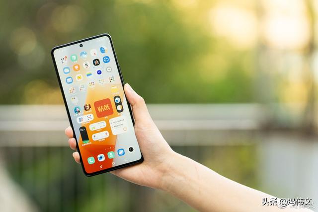 2022年换手机参考这8款，耗电少性能强还不贵，用4年不卡顿