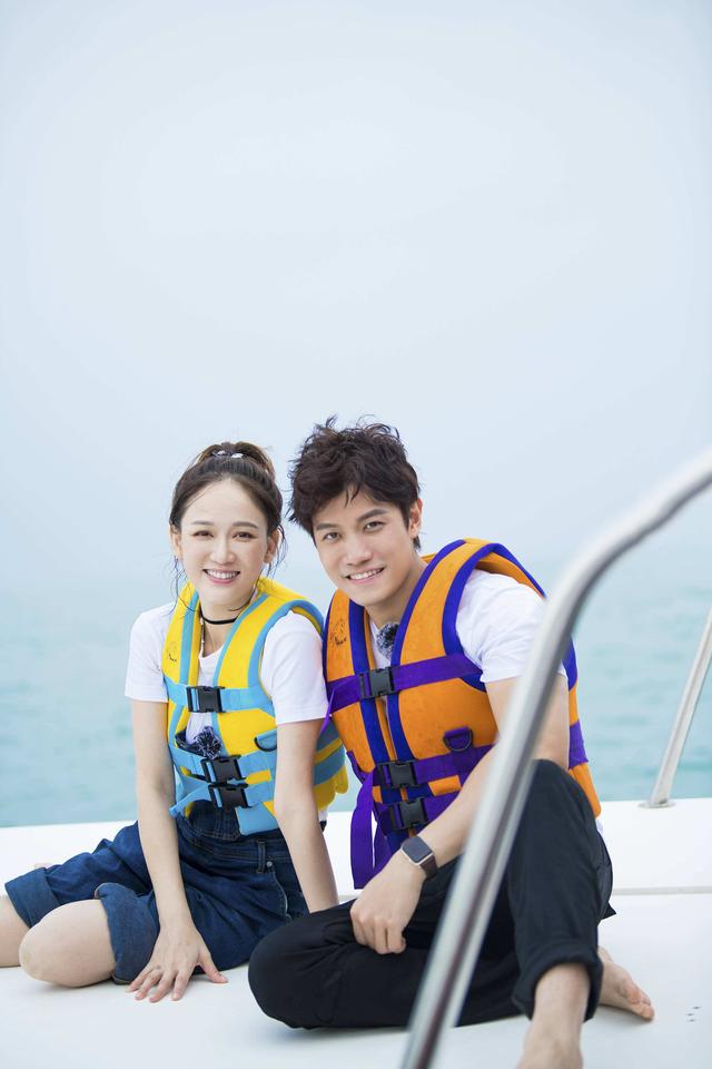3月最后一天，结婚、息影、车祸、发声夺儿女，真实的人世间