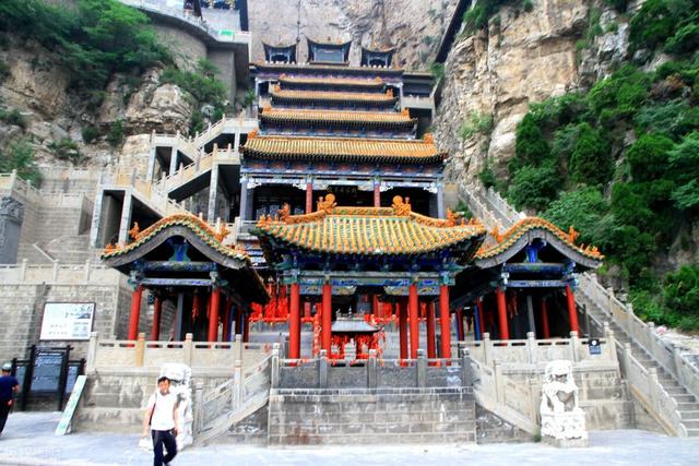 2022年清明不一般，三节相连，在农村有什么说法？