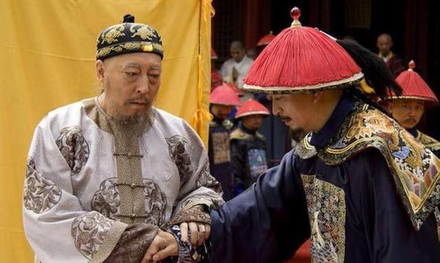 乾隆在路边吃瓜，连声夸赞瓜甜，转身就下令处死瓜农，为何？
