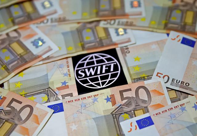 被踢出SWIFT的俄罗斯还能扛吗？还有一国能满足其贸易需求