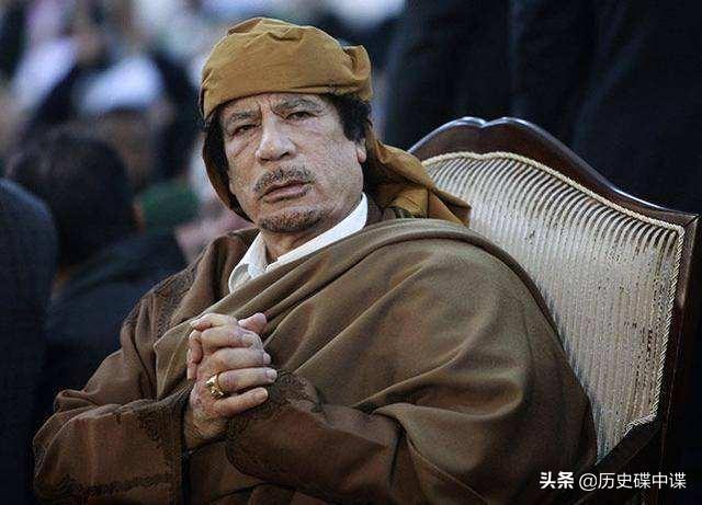 1982年卡扎菲访华，与邓公谈话时傲慢无礼，邓公的回应简单霸气