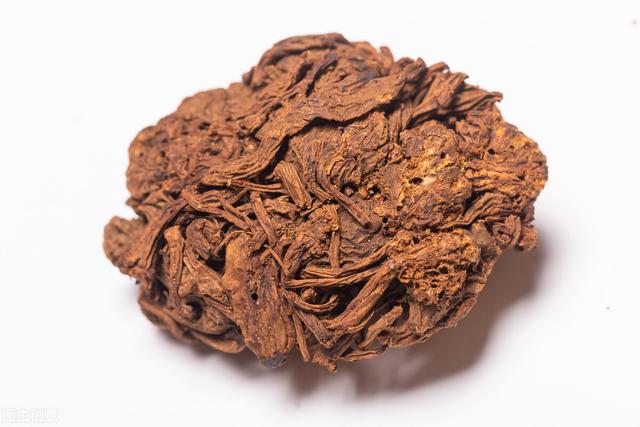 湿气难以祛除，中医：记住四句口诀