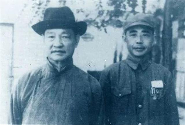 1950年耿飚回湖南老家，恰巧碰到陈明仁：还记得当年的赌约吗？