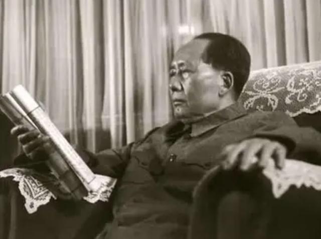 毛主席去世，吴旭君说出主席会见尼克松不为人知的幕后，令人落泪