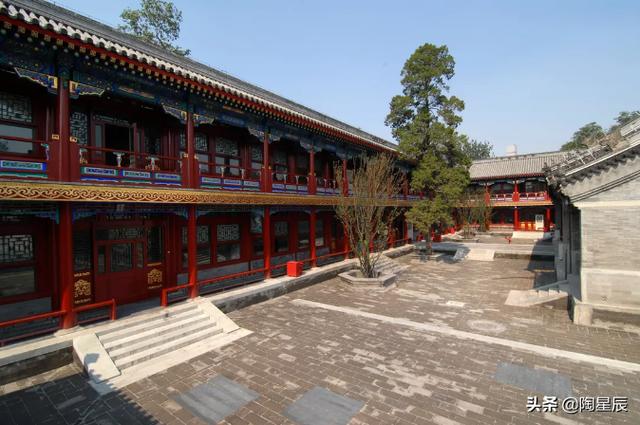 公交徒步遊北京：遊恭王府看萬福園