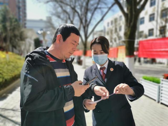 甘泉检察院开展《反有组织犯罪法》宣传活动