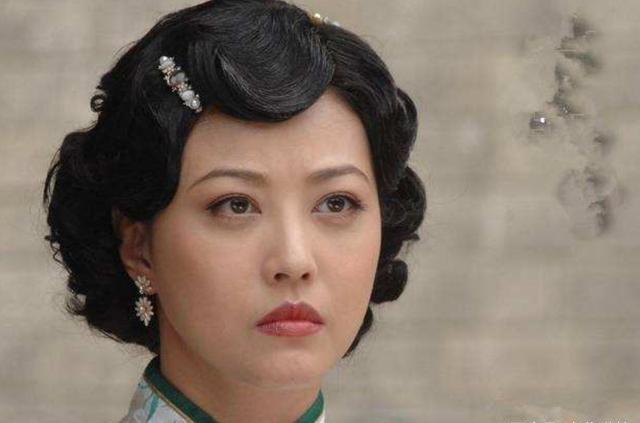 一名沈阳工人的妻子因病去世，世人翻开书信，其身份竟是一代名妓