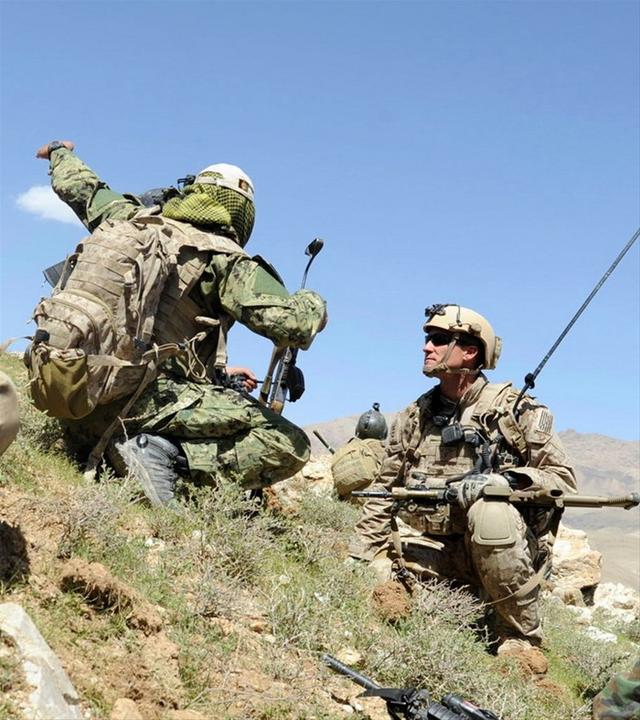 海豹突击队最为实用的装备之一集水袋电台于一体的多功能背包 新闻时间
