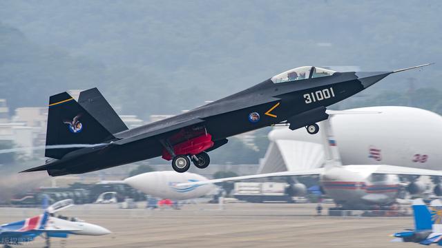 东航空难的“意外”给人们带来的思考