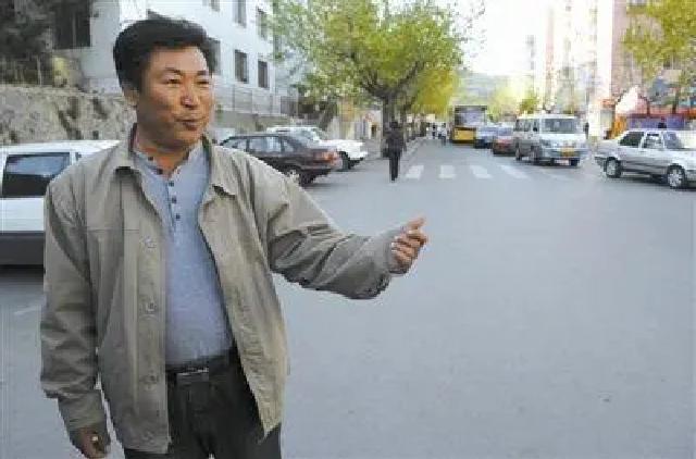 2011年大连交警被当街打死，打人者极其嚣张我爸是大官！后来怎样