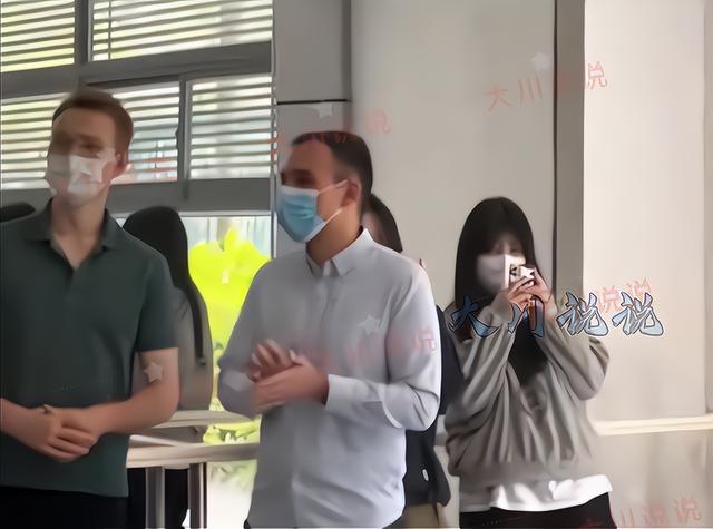 上海疫情都在努力，唯你华东师大不争气：还给留学生开party