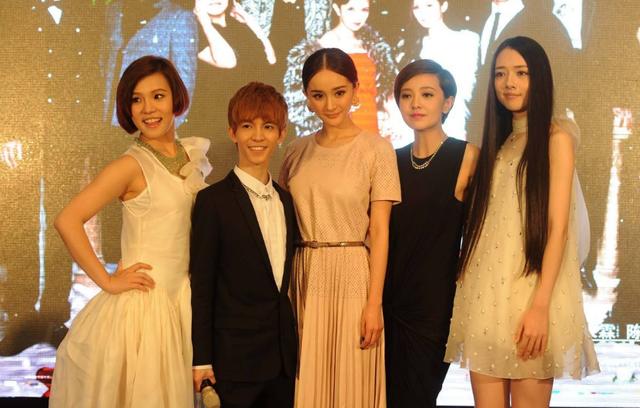 官方叫停明星天价片酬！深扒10位一线明星片酬，个个荒唐至极