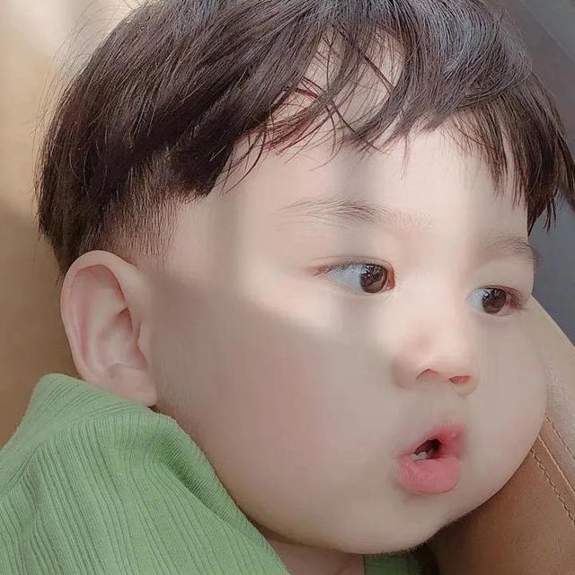 萌娃情侣头像,萌娃嘟嘴情侣头像?