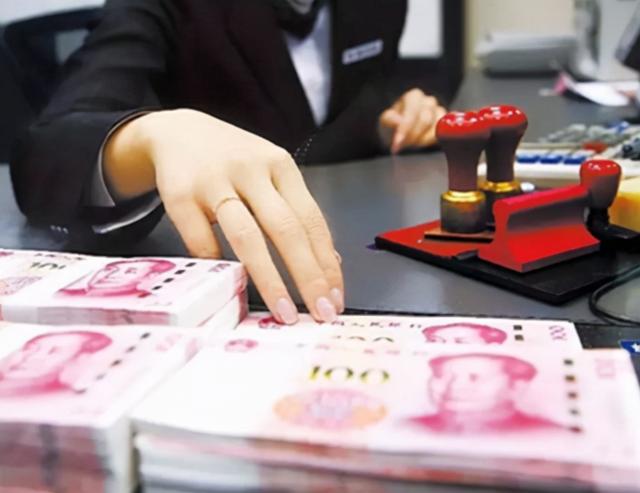 手中若有50万元，存银行好，还是买房好？马云、任正非答案一致