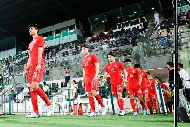 国足亚洲杯：四大锋线回归在即+留洋成果检验，小鬼当家剑指冠军