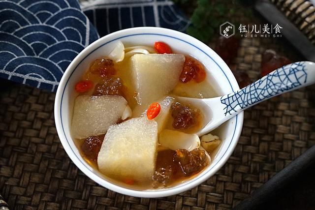 阳春三月，宁可不吃肉，也要喝这5道汤水，应季而食，舒坦过春天