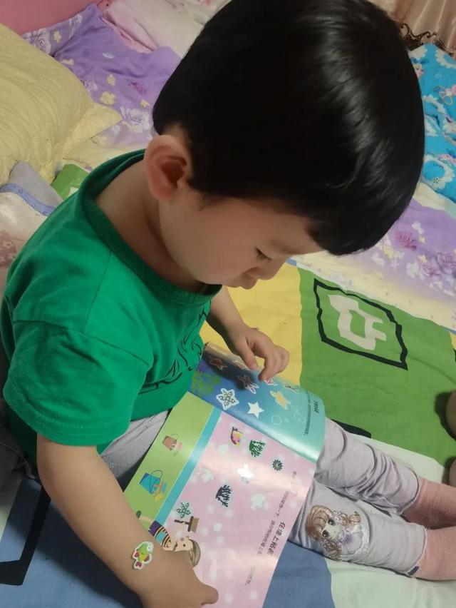 退休幼儿园园长带娃遭媳妇嫌弃，娃上学后，超强的专注力让人赞叹