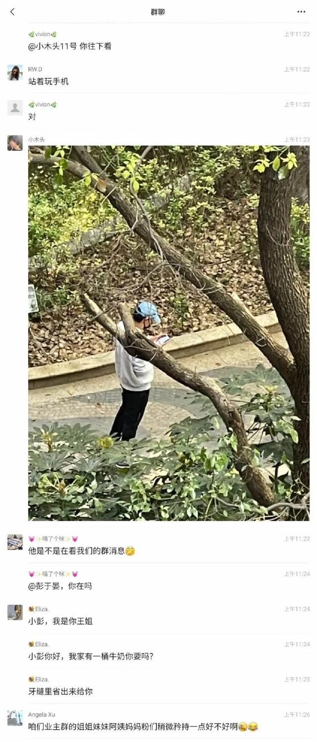 上海人做核酸，堪称时装秀