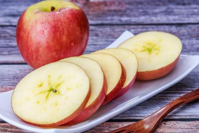 每天吃一个苹果，对血糖有什么影响？今天一次性说清