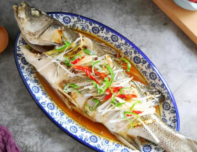 年龄越大，越要多吃肉？建议：65岁以后，这2种肉不妨“多吃”些