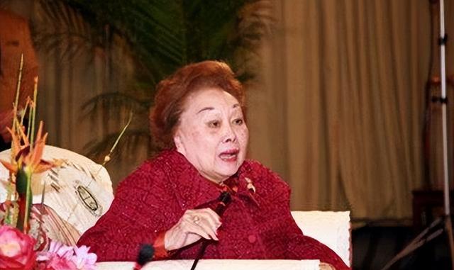 陈香梅：进白宫40年，服务8位美国总统，人生理想是中国扬眉吐气
