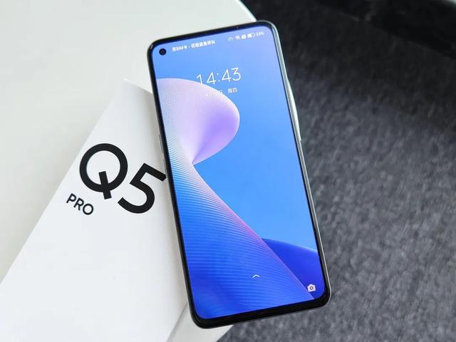 目前几乎“0槽点”的3款手机，覆盖高、中、低三档，可以闭眼买