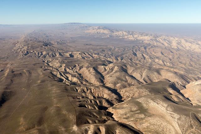 美国地下酝酿大地震？比超级地震更可怕的，是超级火山