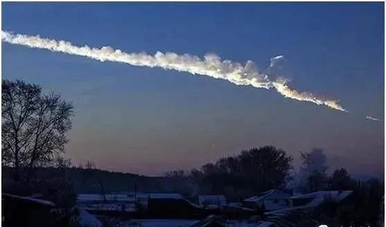 你可能不知道吧！大家熟睡之时地球被小行星Sar2593“碰瓷”了