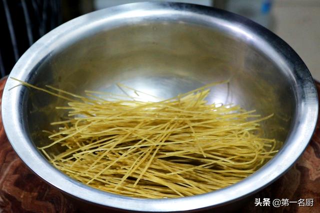 春天，建议中老年：多吃7种“天然高叶酸”的食材，早吃早受益
