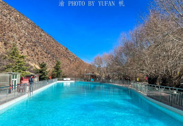 昌都自駕遊第一天：重慶飛邦達，逛古村、泡溫泉，疑似拍到藏羚羊