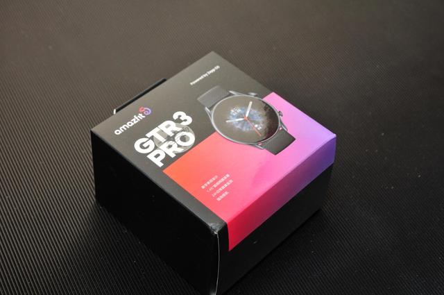 智能手表天花板，颜值运动兼备：华米跃我GTR3 PRO智能手表