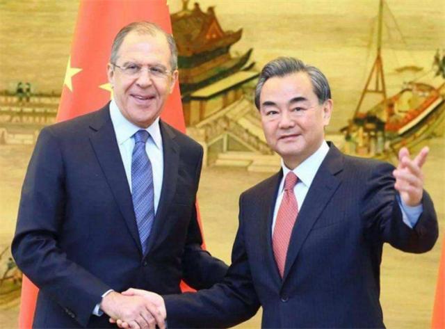 冬奥会结束，中方宣布重要消息：对美国对台军售军工企业进行反制