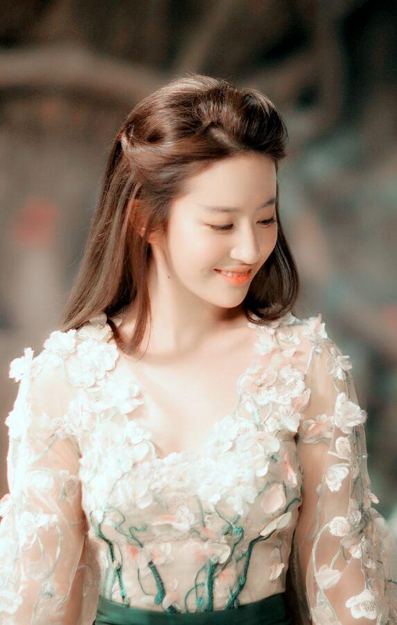 七,《三生三世十里桃花》白浅