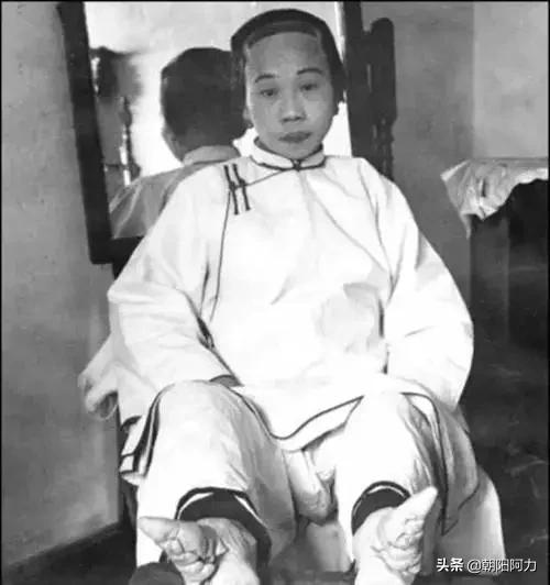100年多前的老照片，看看那个时期的中国