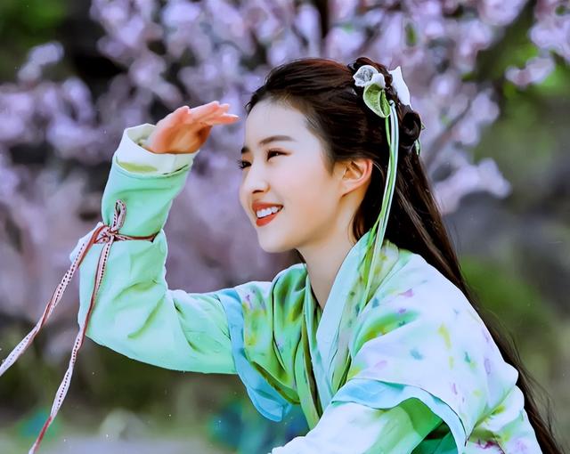 曝《梦华录》已定档，剧中角色纷纷开通微博，刘亦菲“颜霸”回归