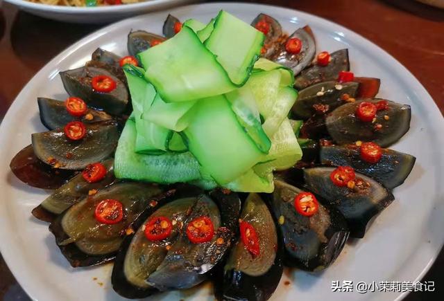 同事来看宝宝，我做8道菜，同事：以后每周帮你带孩子，管饭就行