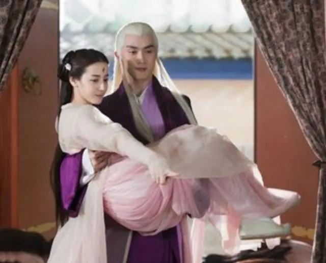 迪丽热巴鹿晗深度分析（迪丽热巴鹿晗深度解析）