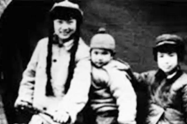 毛岸英牺牲12年后，刘思齐改嫁杨茂之并育4子女，杨茂之是何人？
