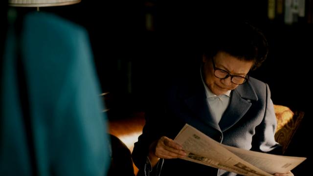 同样是“母亲专业户”，把萨日娜和宋春丽放在一起看，差别出来了