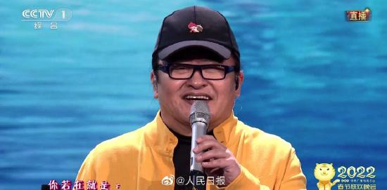 上过9次春晚的刘欢：与妻子认识9天闪婚，结婚33年恩爱，独女优秀