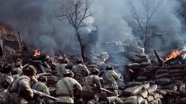 志愿军老兵当农民32年，1984年看报纸回部队，才知老军长一直找他